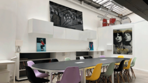 Espace privatisable pour team building escape game - Salle de travail