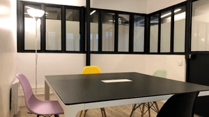 Le bureau, un espace privatisable chez Joueurz Montmartre au cœur du 18ème arrondissement à Paris