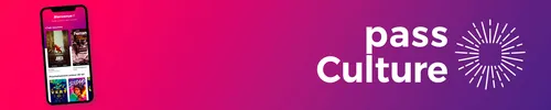 Bannière de promotion de l'application "pass Culture" avec son logo en forme d'étoile et un mobile sur dégradé linéaire du rose vers le violet